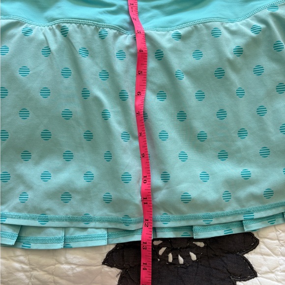 Lululemon Blue Polka Dot Pace Setter Skirt - Picture 9 of 11
